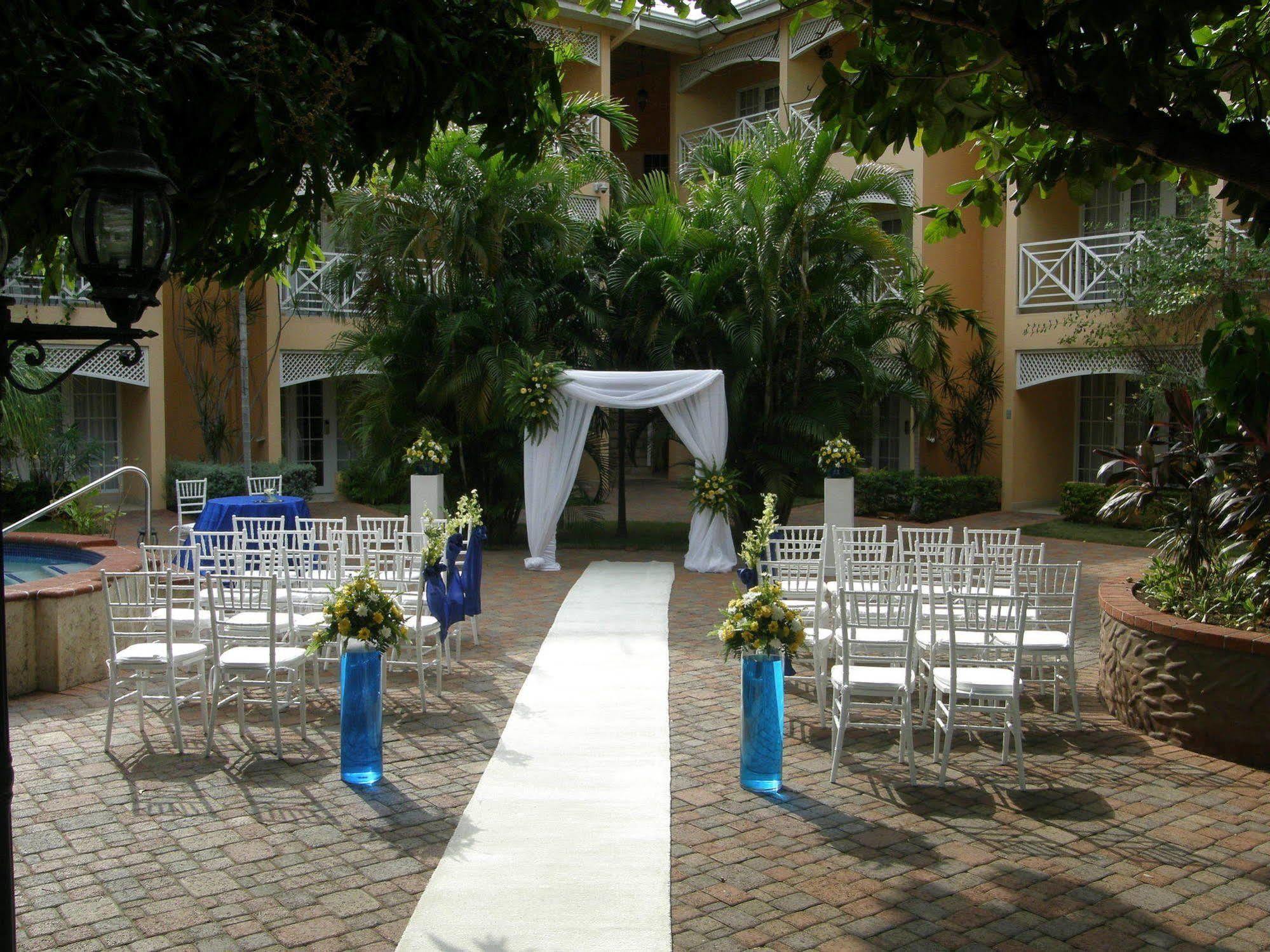 Four Seasons Hotel Kingston Exterior foto
